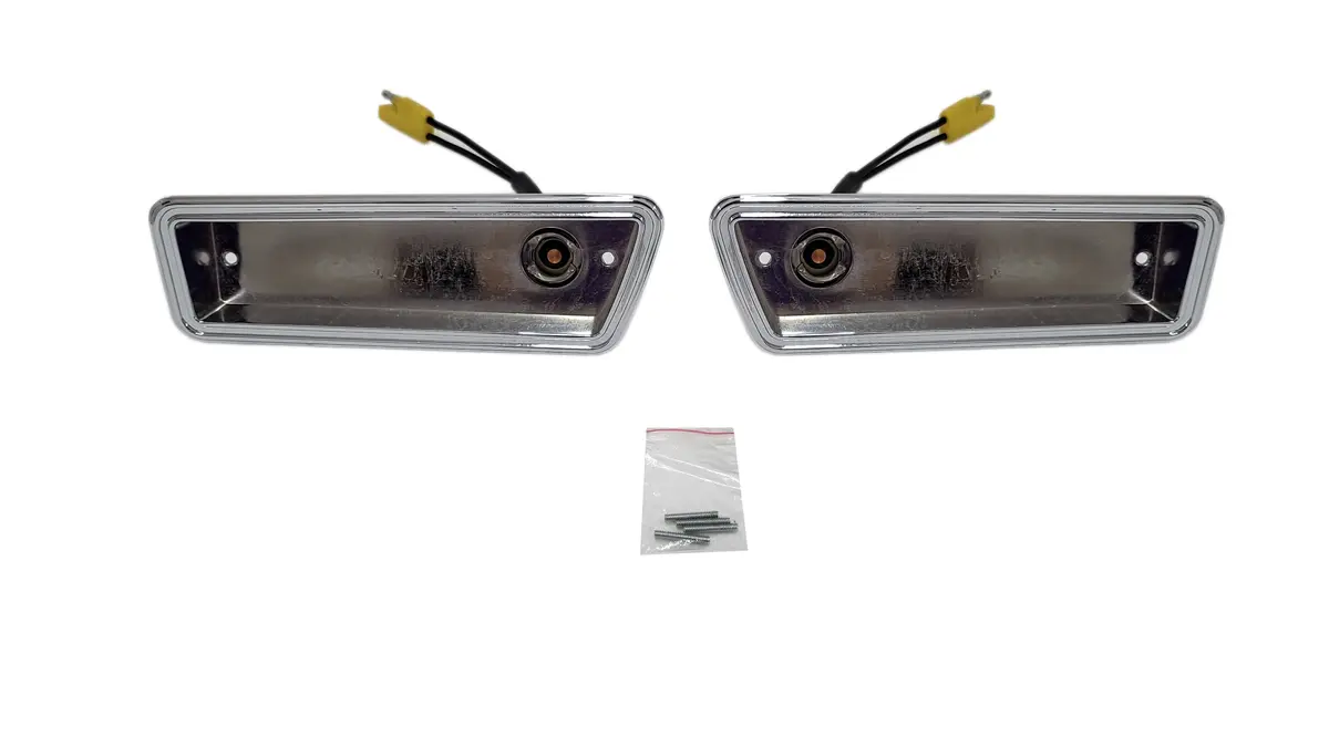 1215-70Co Mopar 1970 Dodge Coronet Front Side Marker Bezel 1