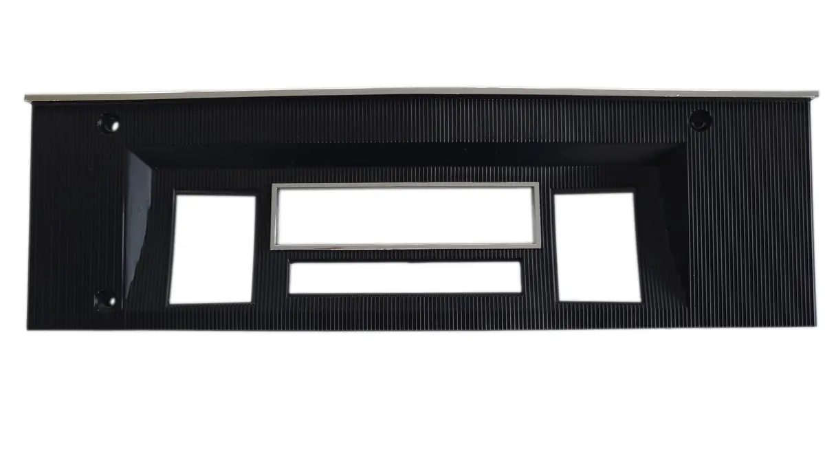 143-Amr Mopar 1968 Dodge Charger Rallye Dash Am/Fm Radio Bezel 1