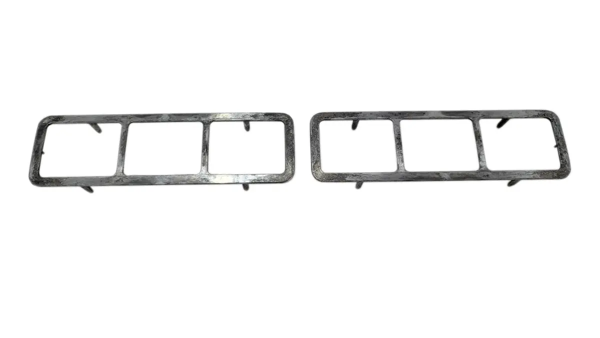 156 Mopar 1971 Plymouth B-Body Side Marker Bezels 1