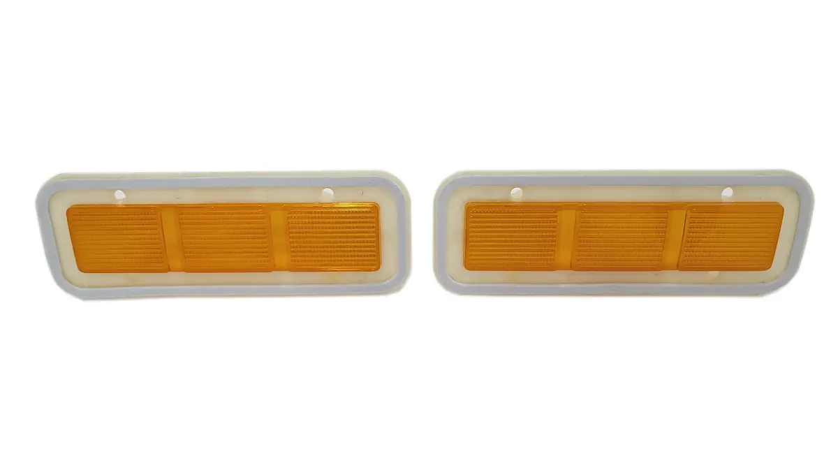 156-Lf Mopar 1971 Plymouth B-Body Front Side Marker Lenses 1