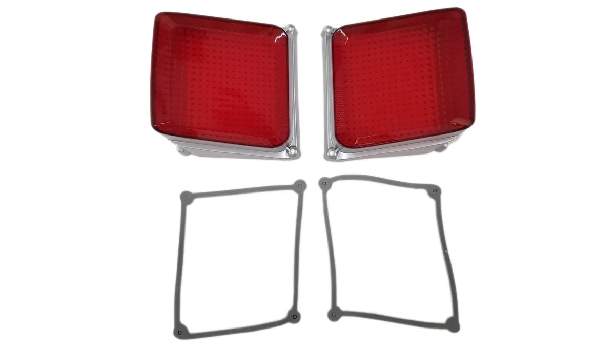 165-Rl Mopar 1969 Plymouth B-Body Taillight Lenses 1