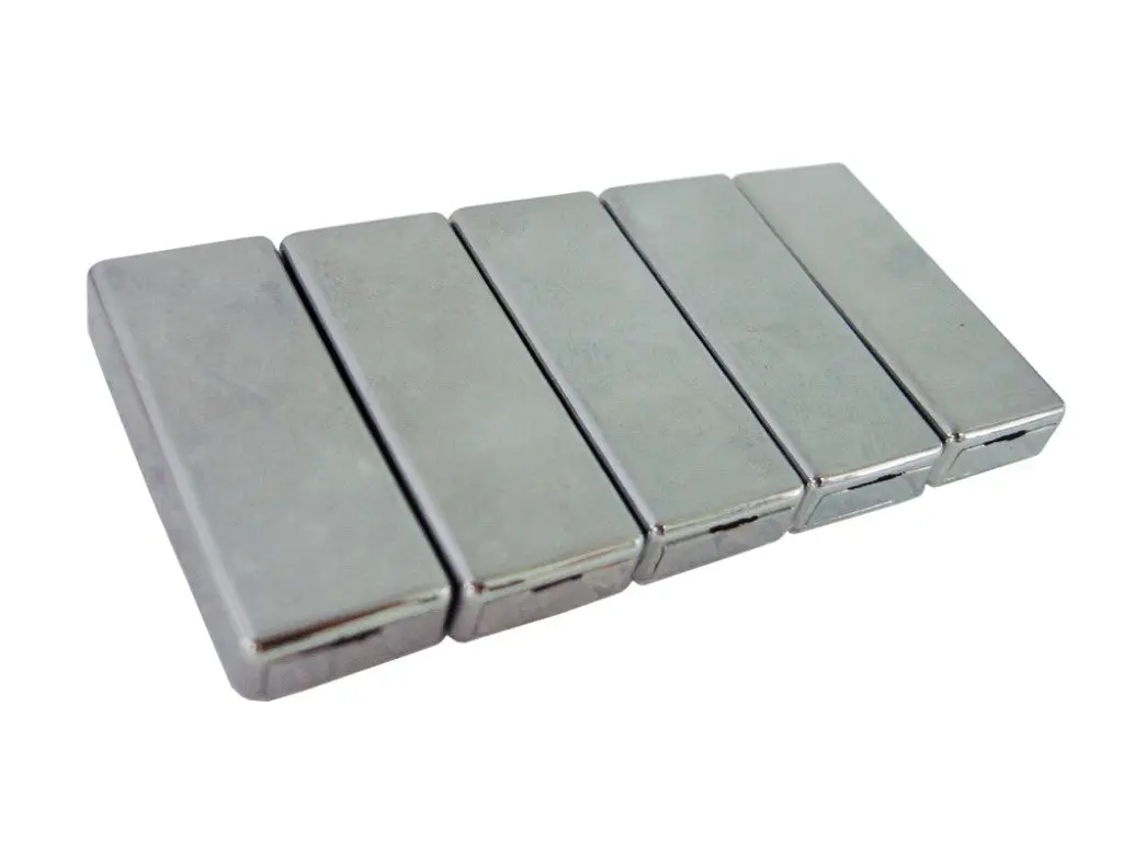 202-Era Mopar 1970-74 E-Body Chrome Radio Buttons 1
