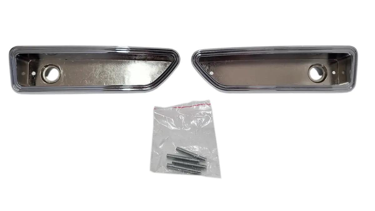 214 Mopar 1970-71 Dodge Challenger Rear Side Marker Bezel 1
