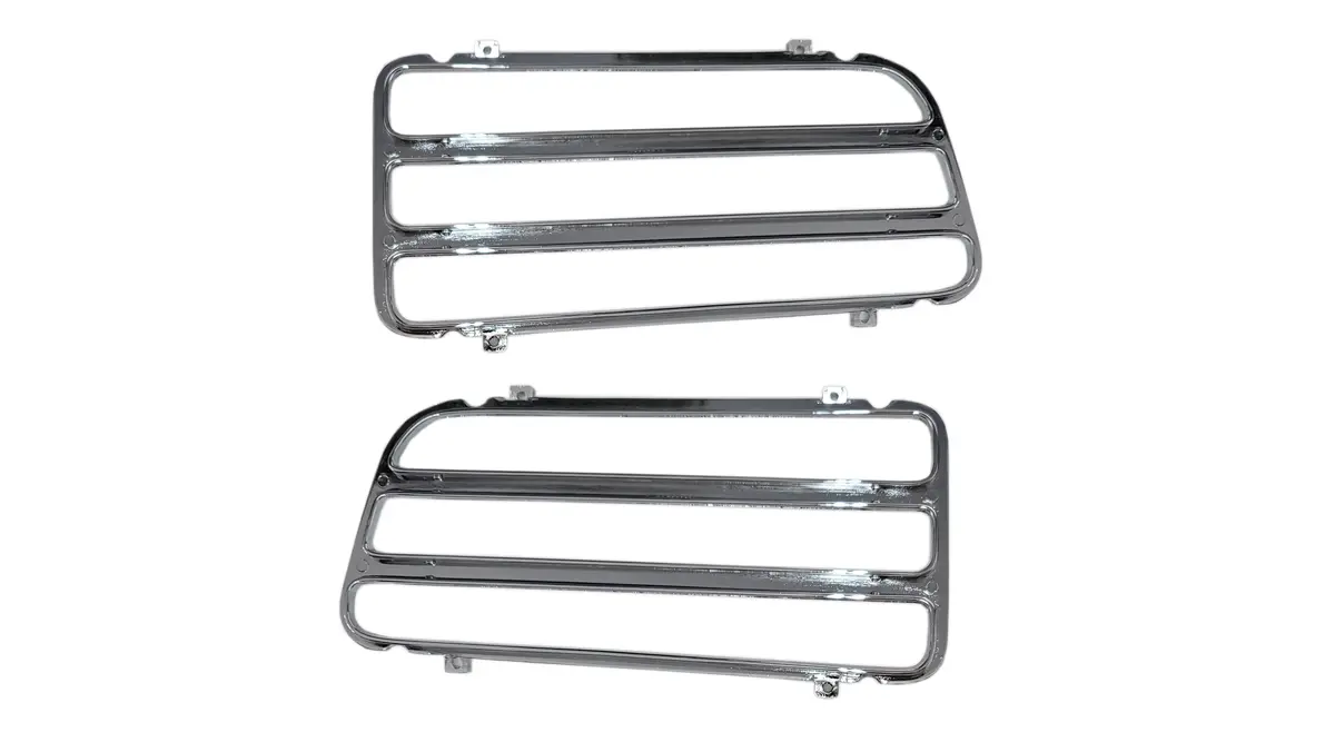 216C-70 Mopar 1970 Plymouth Cuda Chrome Taillight Bezels 1