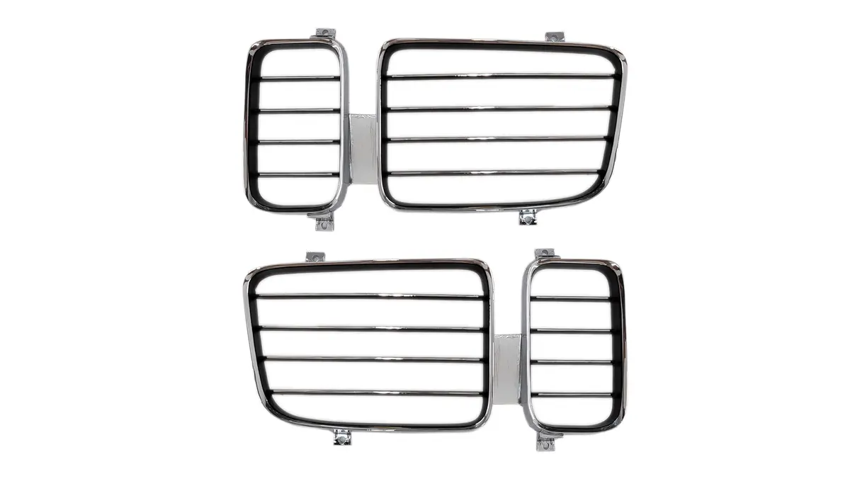 216C-71 Mopar 1971 Plymouth Cuda Chrome Taillight Bezels 1