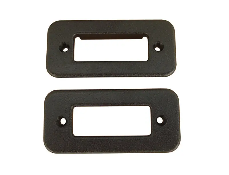 2850-70B Mopar 1970 E-Body Seatbelt Retractor Cover Bezel 1