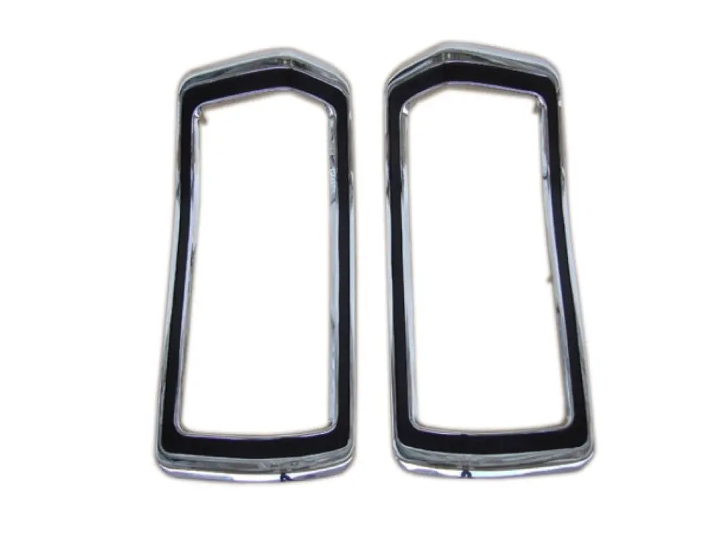 309-72Tb Mopar 1973-76 Plymouth Duster Taillight Bezels 1