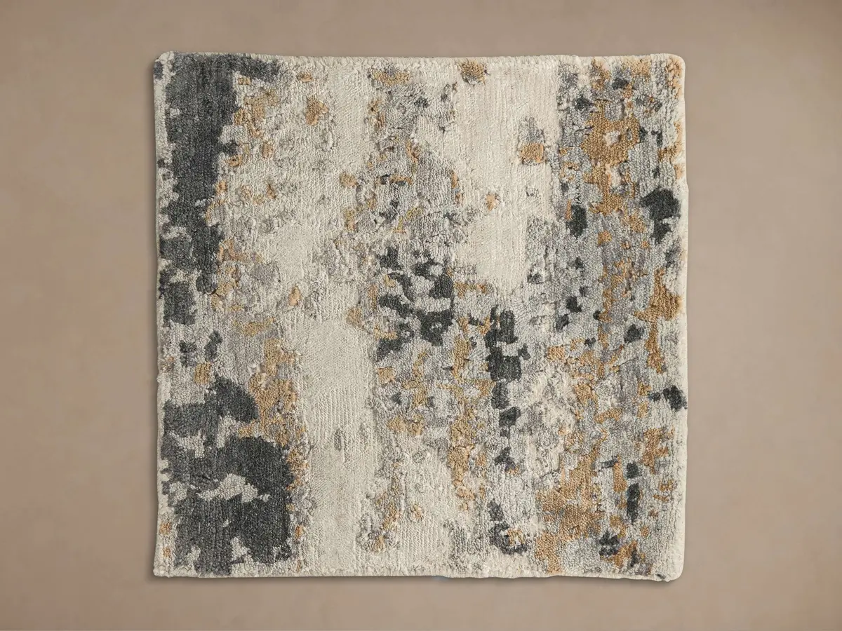 Viona Hand-Knotted Rug Swatch 1