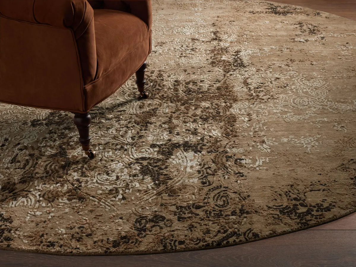 Holland Hand-Knotted Round Rug In Brown 1