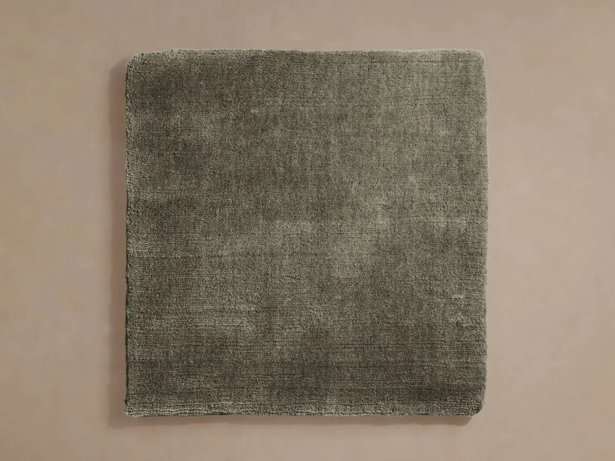 Salem Rug Swatch 1