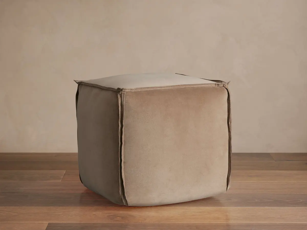Washed Velvet Pouf 1