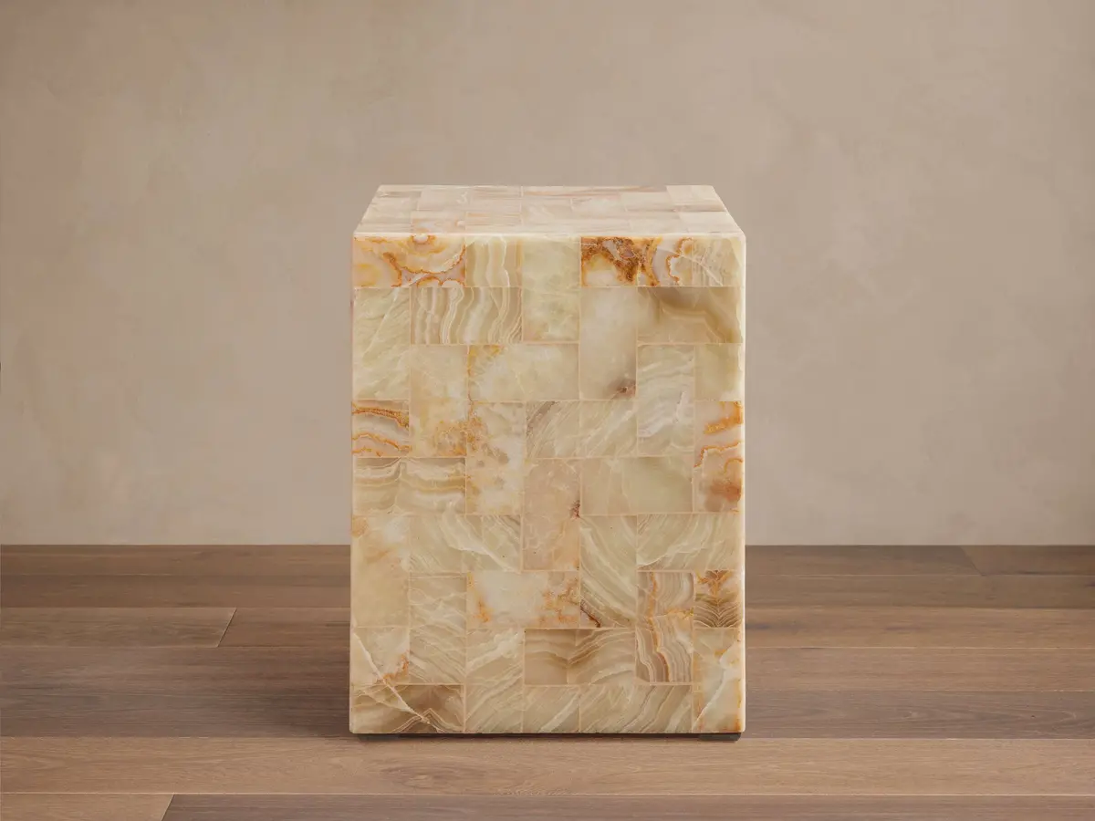 Dasha Onyx Stool 1
