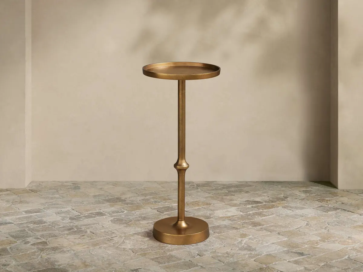 Kenneth Martini Table 1