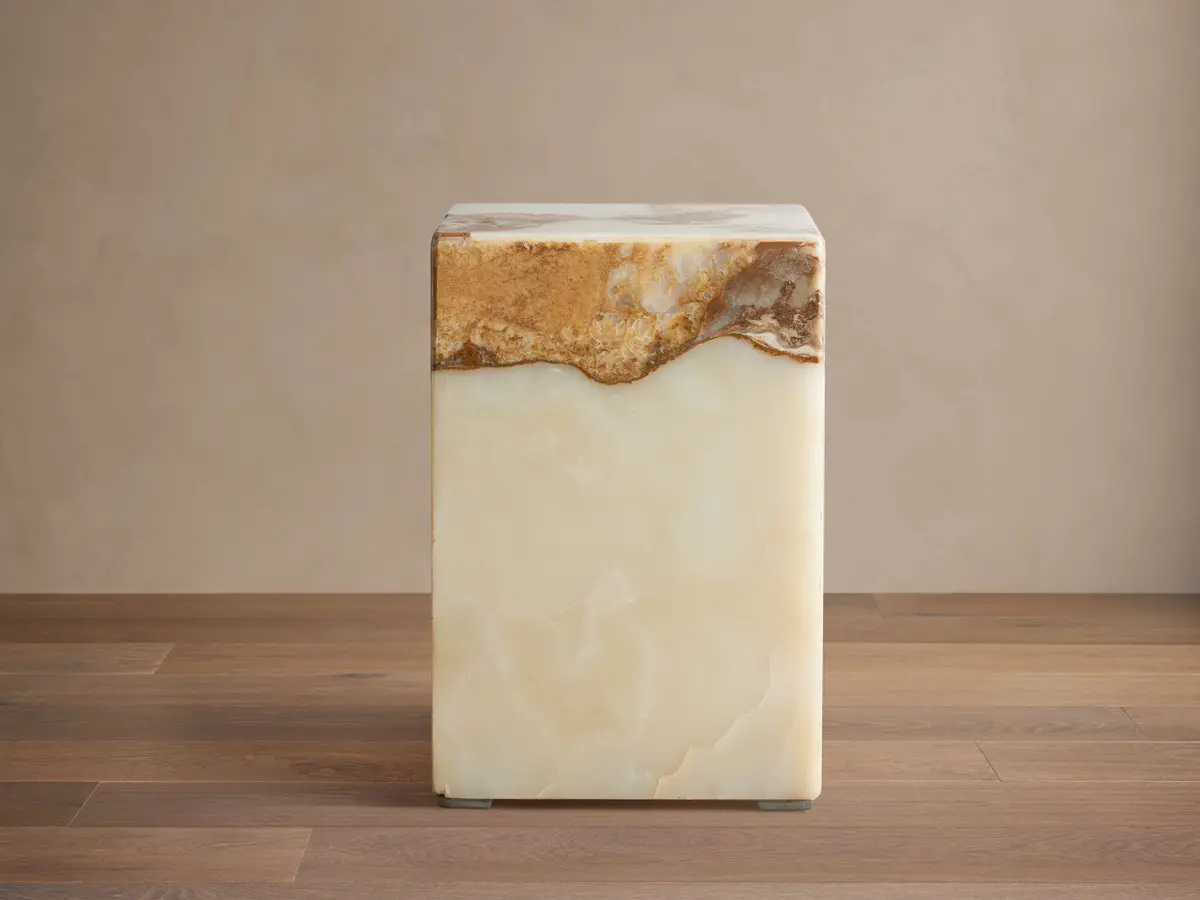 Rust Onyx Stool 1