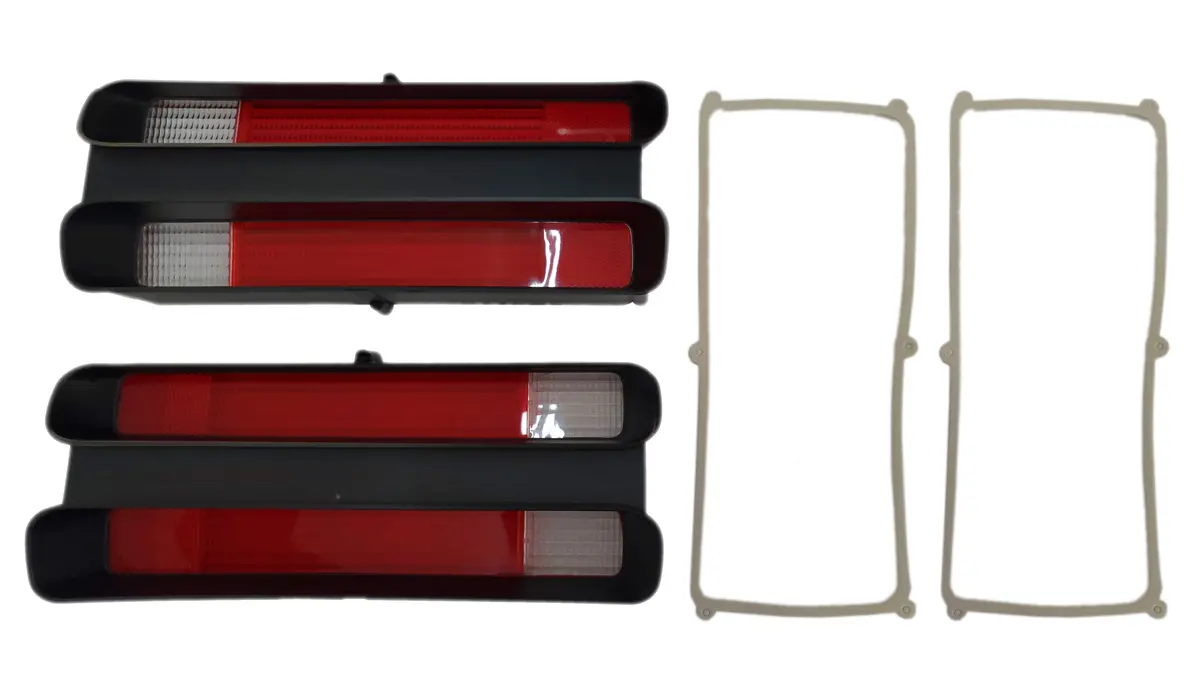 366-70L Mopar 1970-71 Plymouth Duster Taillight Lens 1