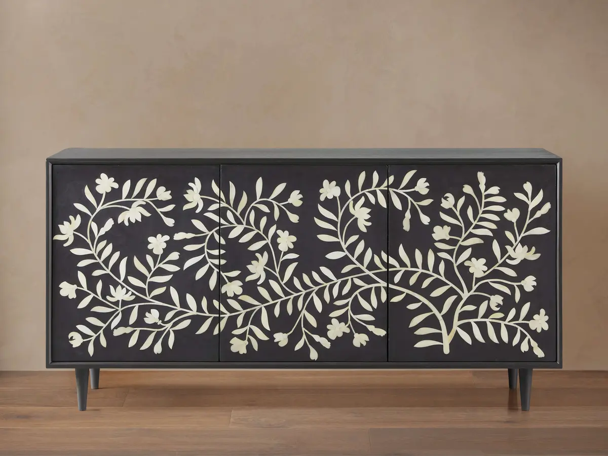 Divya Sideboard 1