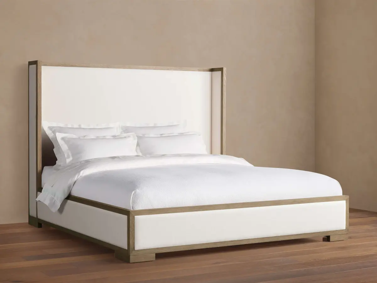 Darien Shelter Bed In Izzy Snow 1