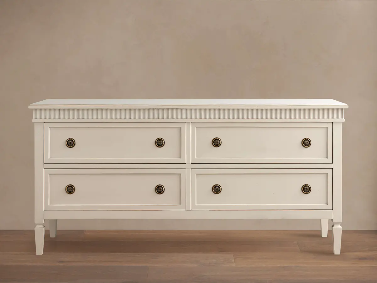 Ottavia Four-Drawer Dresser In Fumo 1