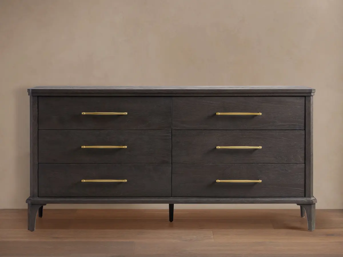 St. Martin Six-Drawer Dresser 1