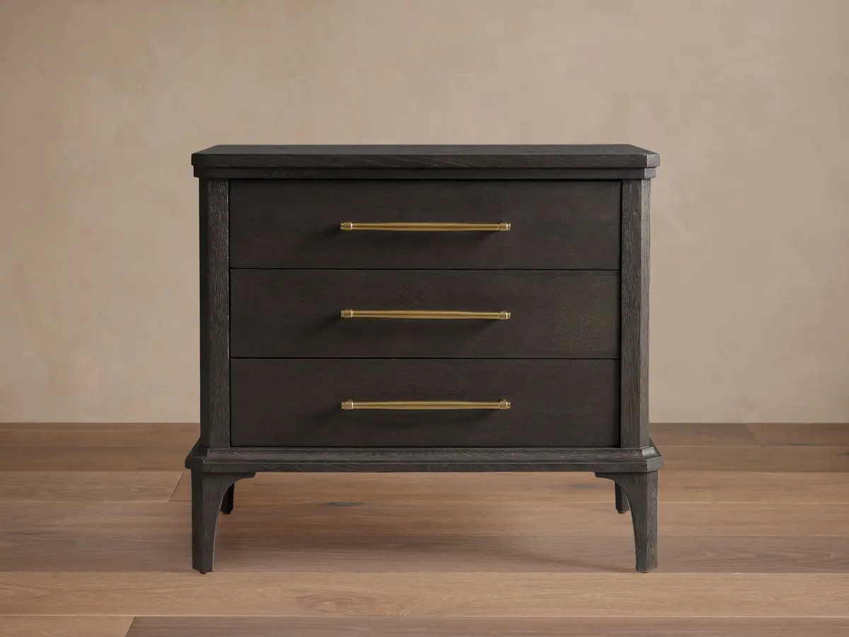 St. Martin Closed Nightstand 1