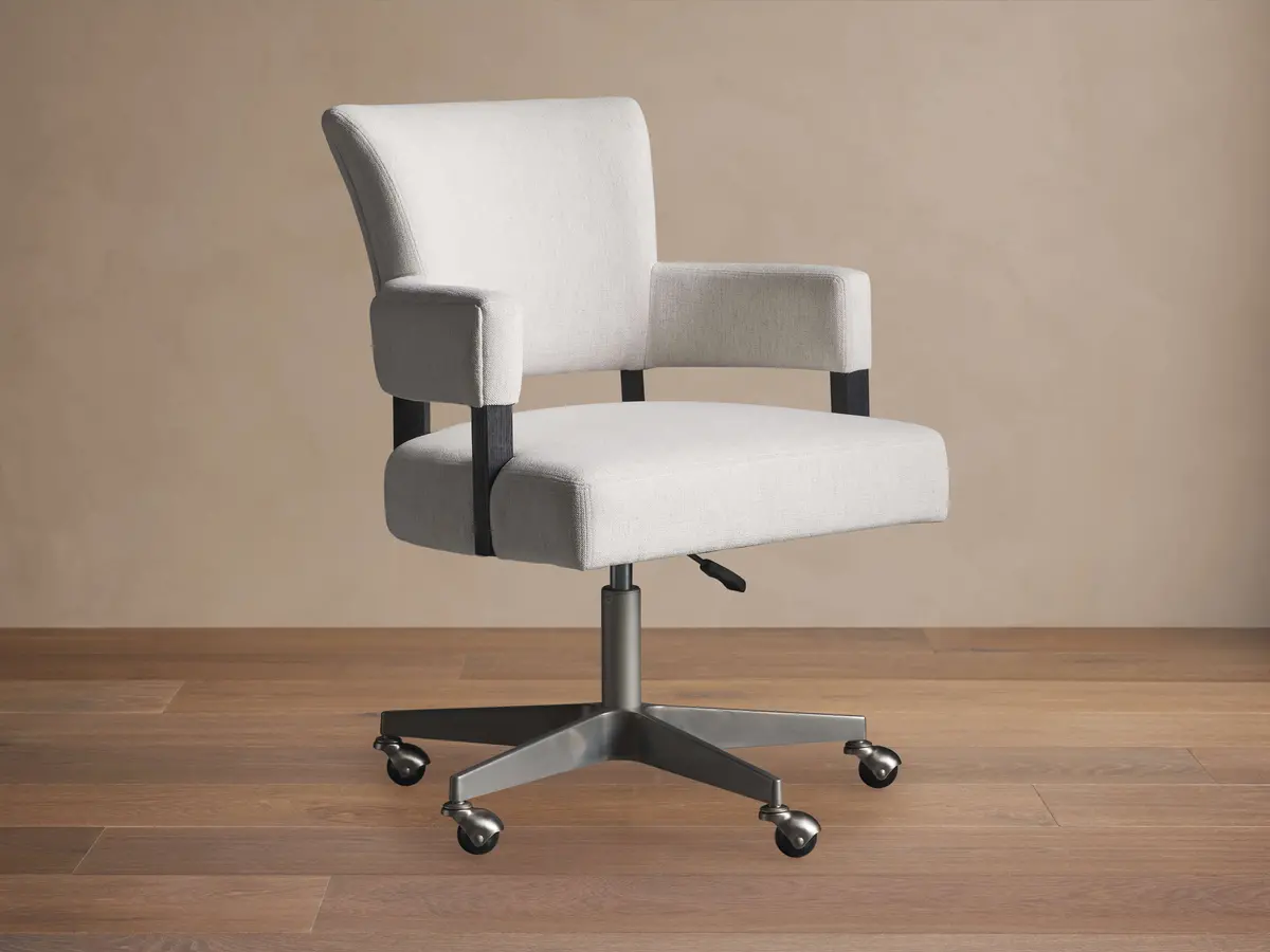 Fallyn Desk Chair 1