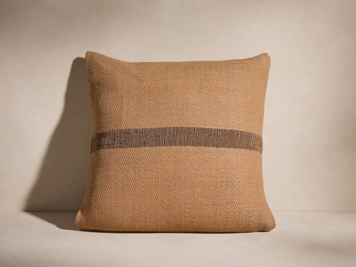 Esencia Stripe Pillow 1