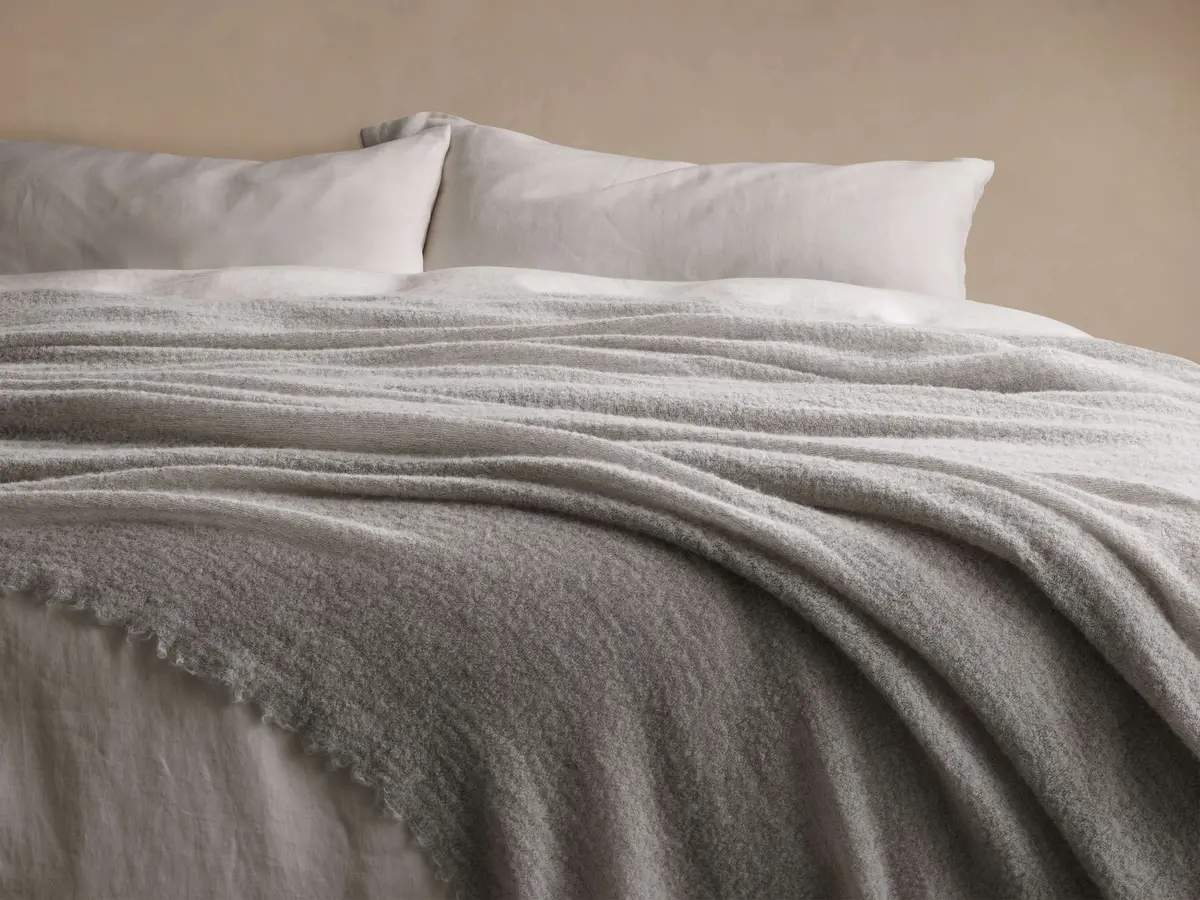 Italian Alpaca Boucle Bed Blanket 1