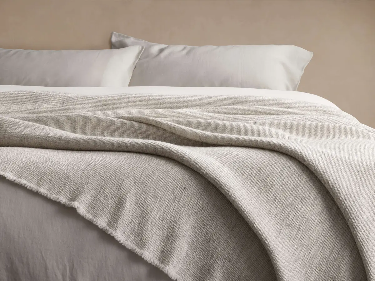 Italian Wool Bed Blanket 1