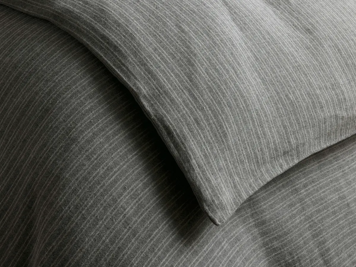 Laviss Stripe Duvet 1