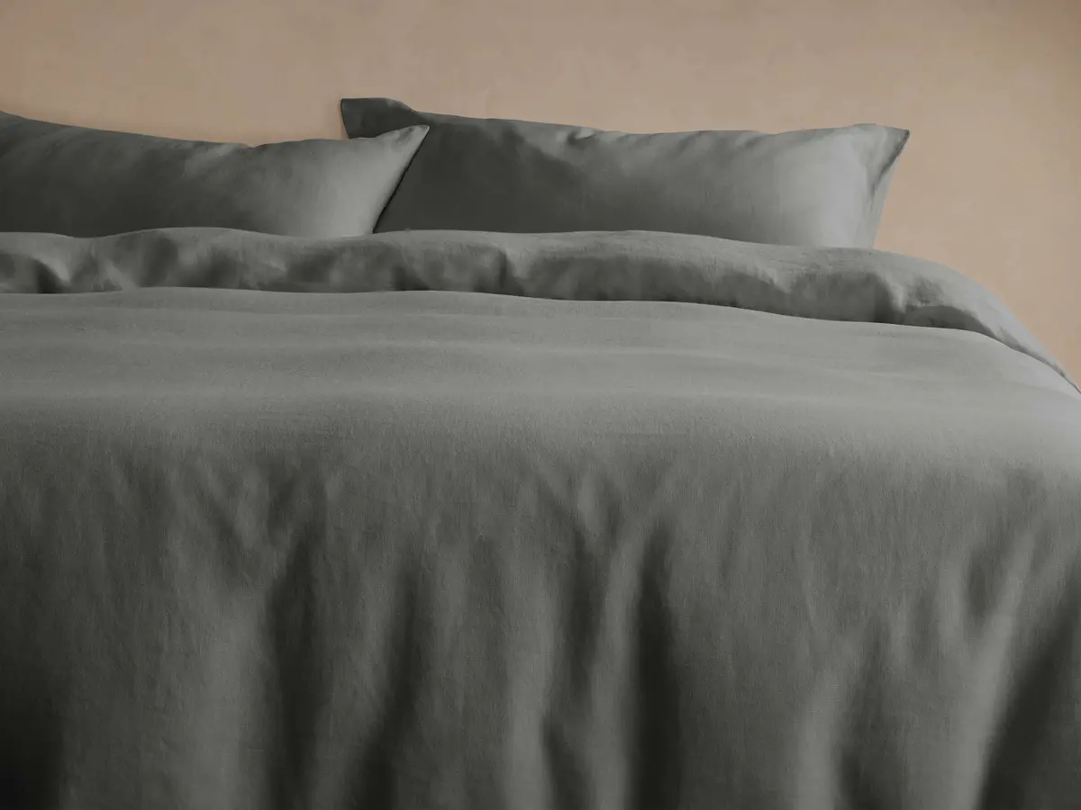 Italian Garment-Dyed Linen Duvet Set In Charcoal 1