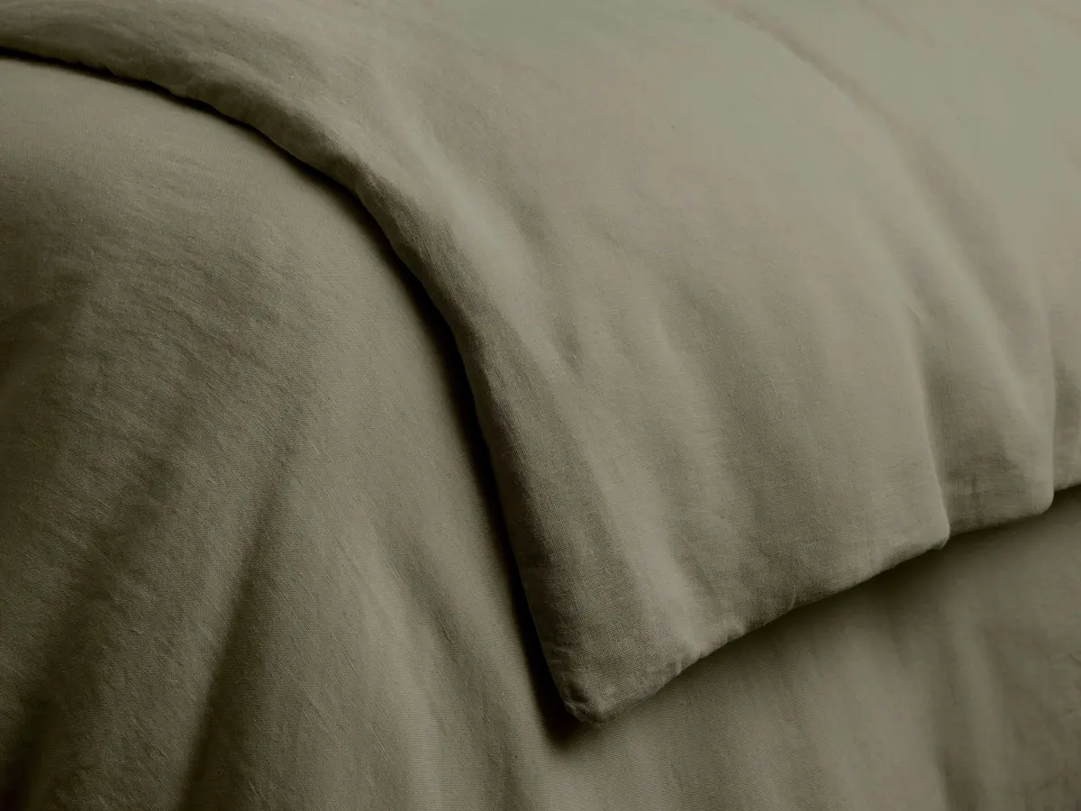 Italian Garment-Dyed Linen Duvet In Moss 1