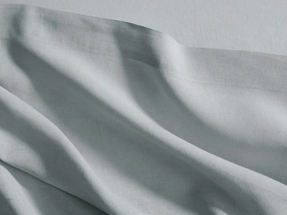 Italian Garment-Dyed Linen Flat Sheet In Sky 1