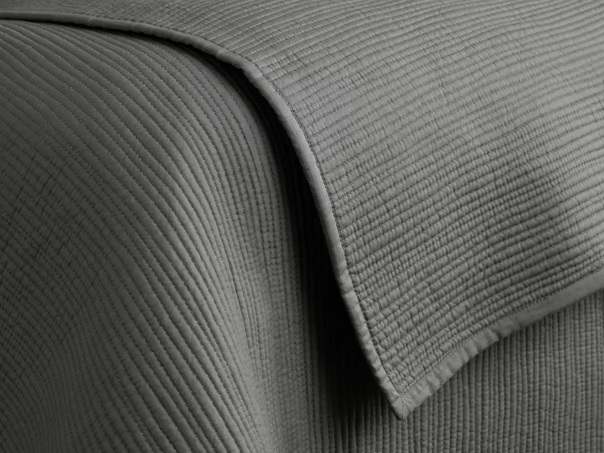 Mira Voile Quilt In Charcoal 1