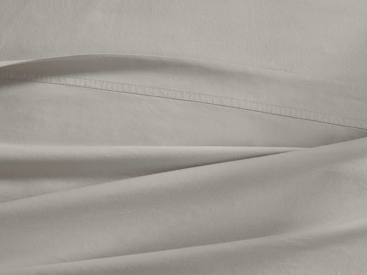 Italian Garment-Dyed Percale Flat Sheet In Mist 1