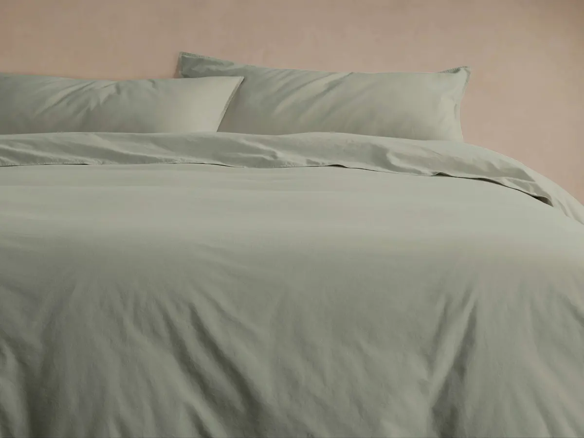 Italian Garment-Dyed Percale Duvet Set In Moss 1