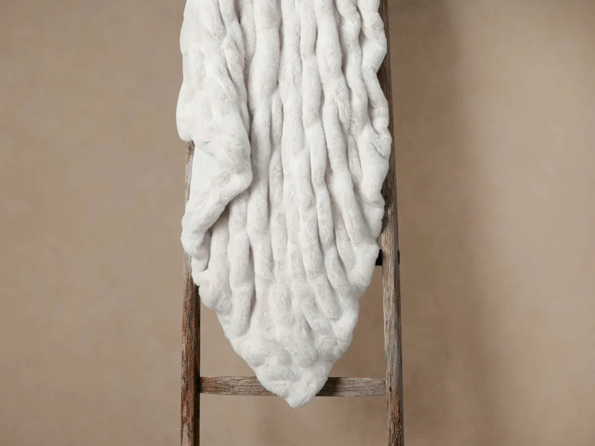 Faux Fur Luxe Oversized Pleated Throw 1