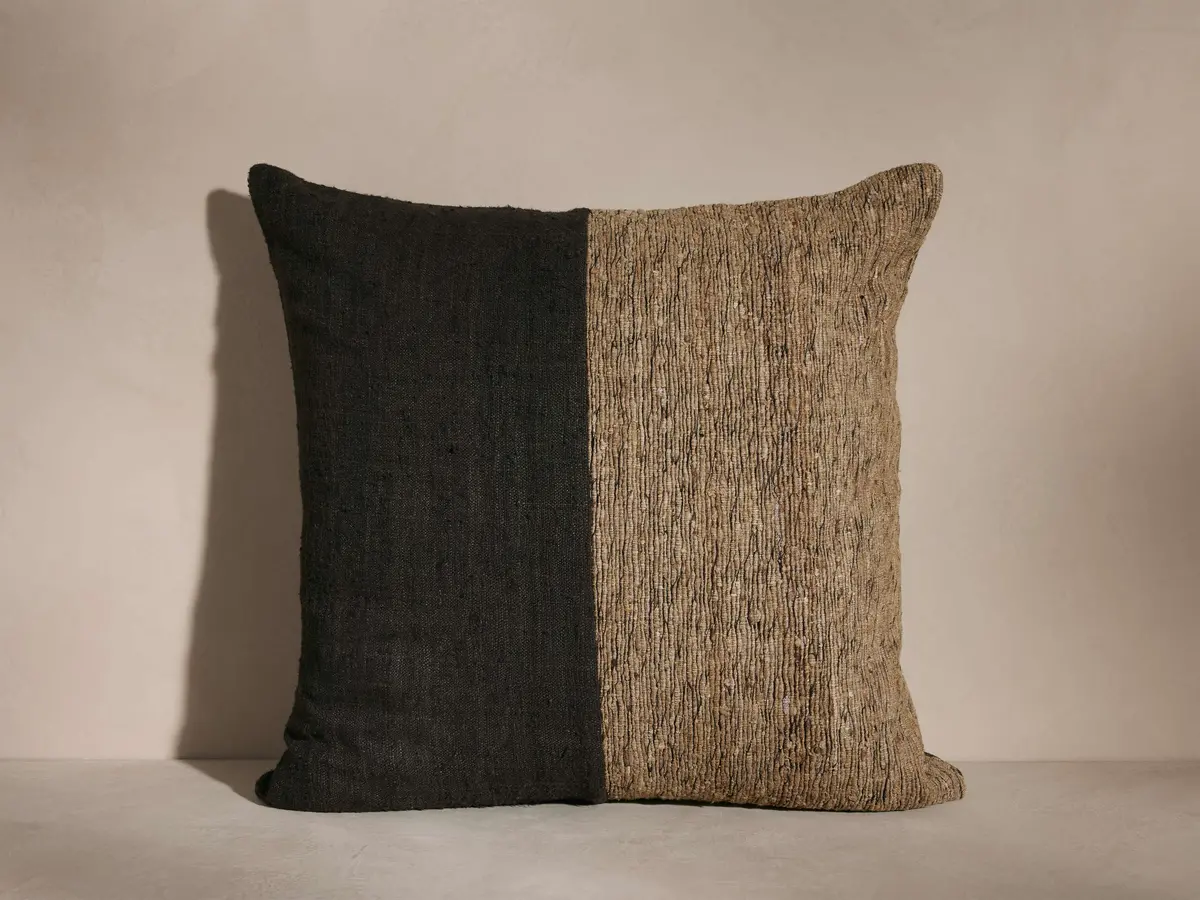Roen Pillow Cover 1