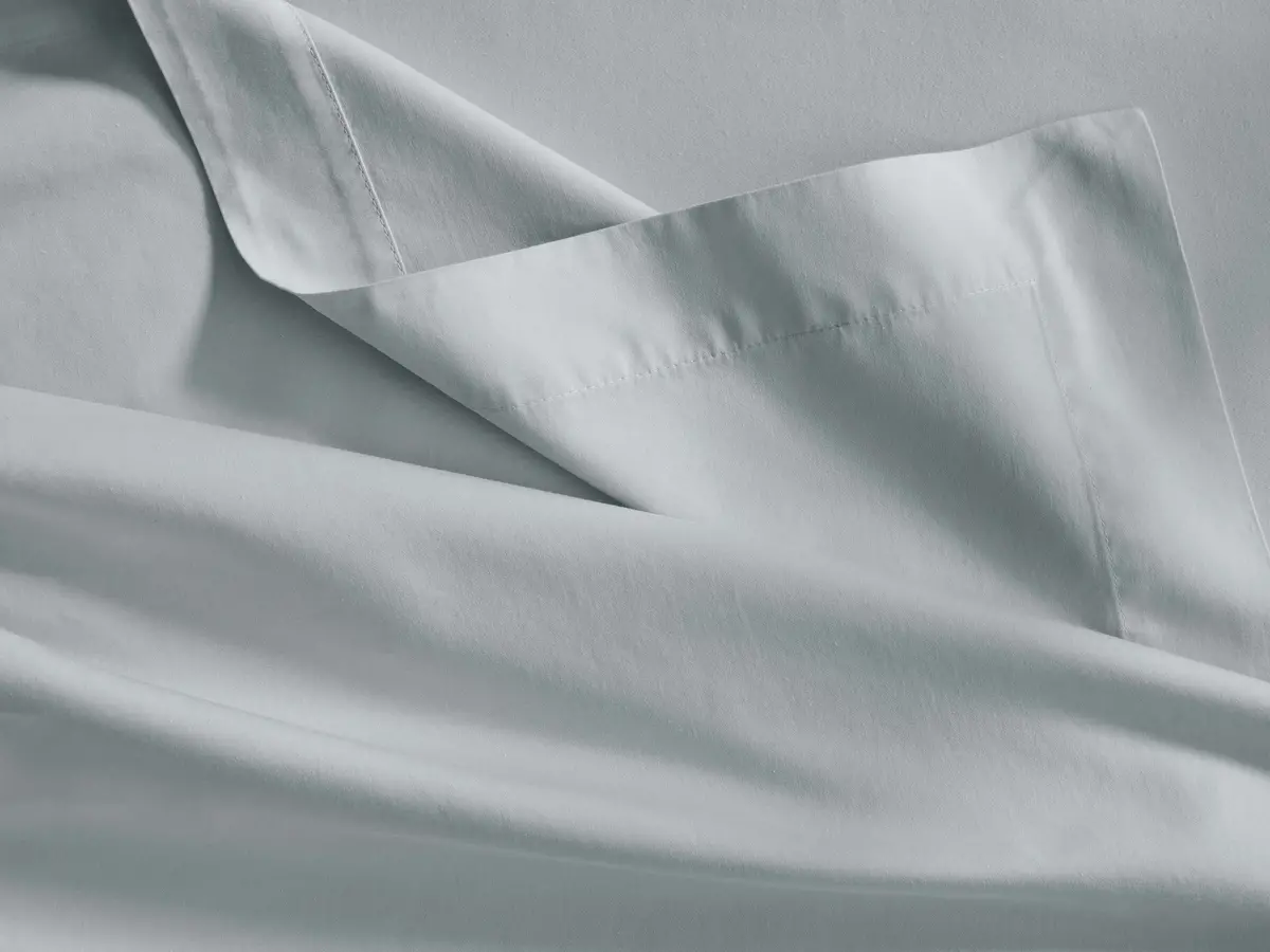 Italian Garment-Dyed Sateen Flat Sheet In Sky 1