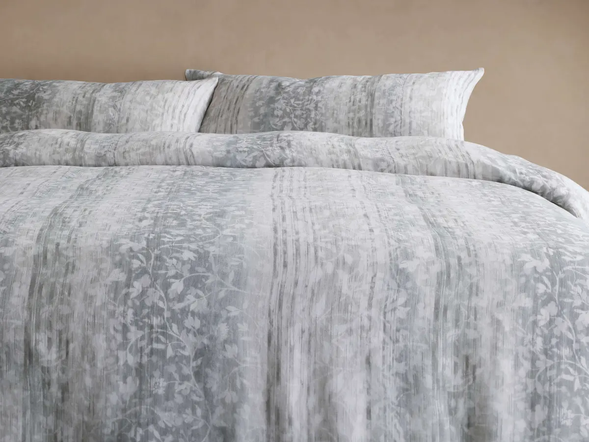 Solange Linen Duvet Set 1