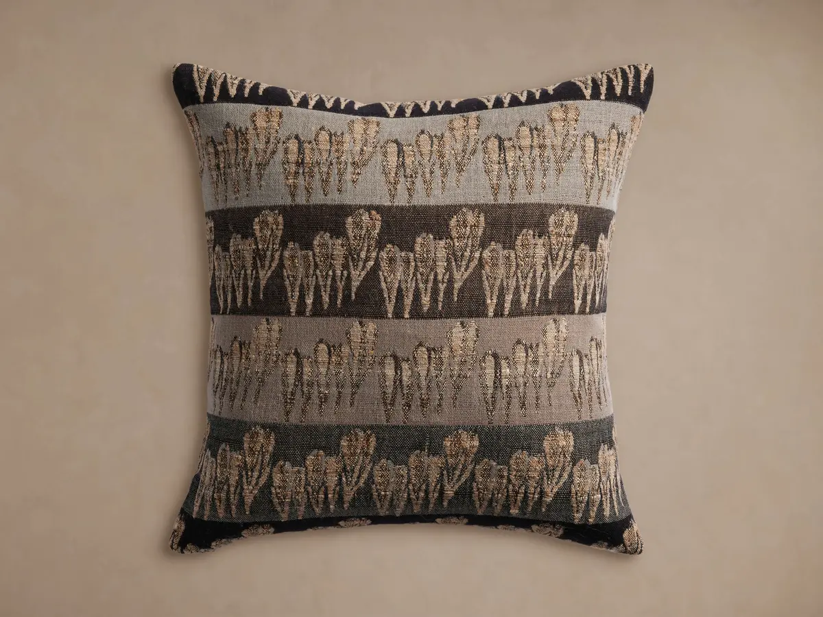 Zaria Pillow Cover 1