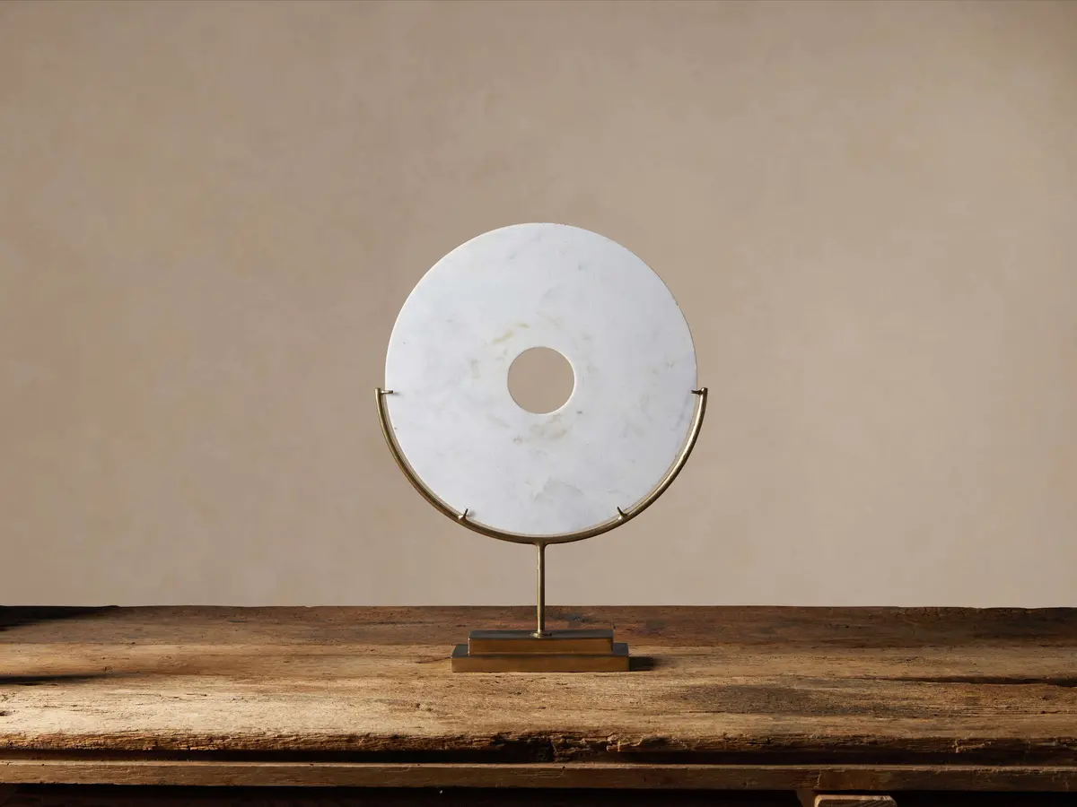 Marble Disc On Stand 1