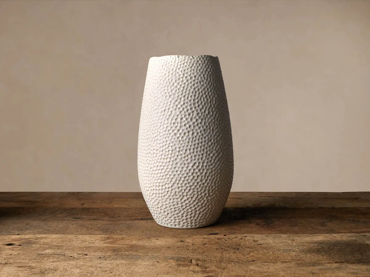 Eva Grand Vase In Cream 1