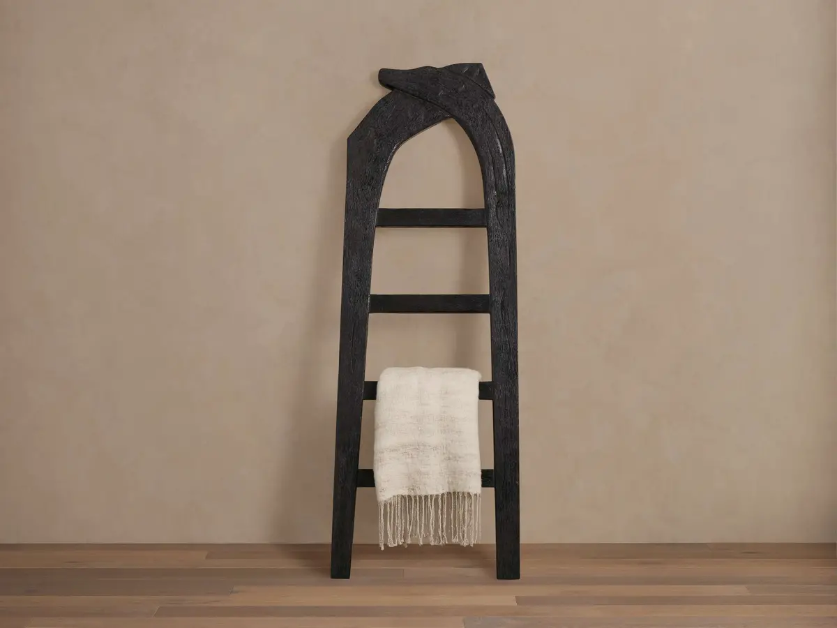 Nivalis Wooden Ladder 1