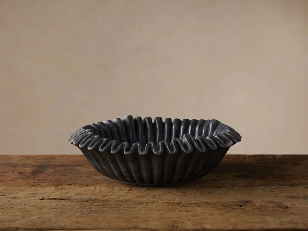 Black Marble Ruffle Bowl 1