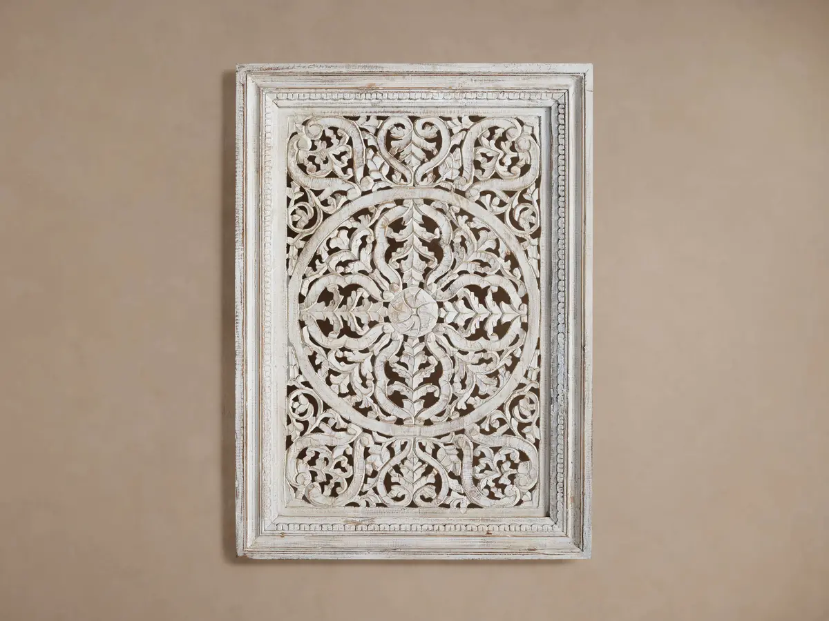 Sukho Medallion White Panel 1
