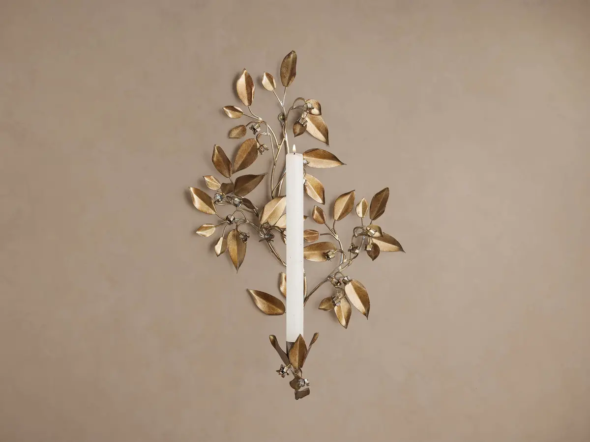 Floral Wall Taper Holder 1