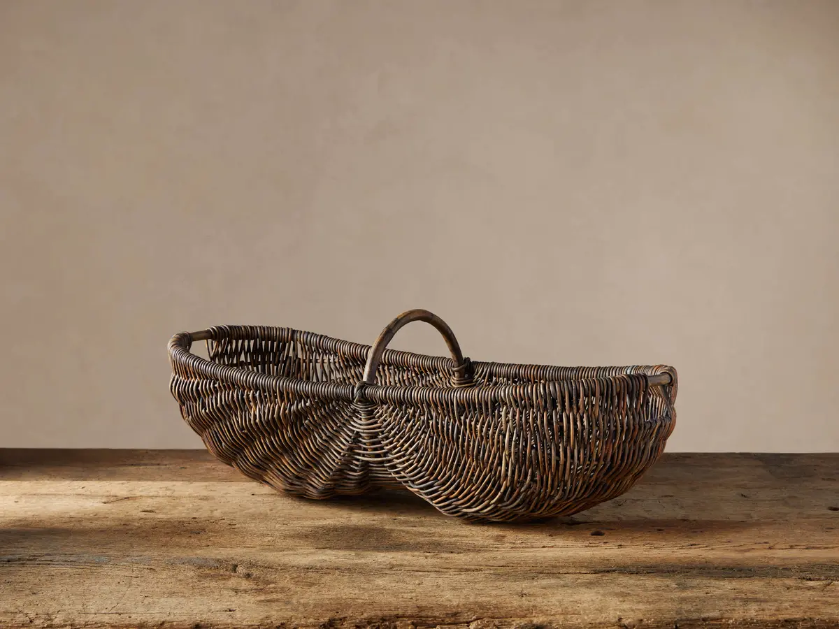 Vintage Basket With Handle 1