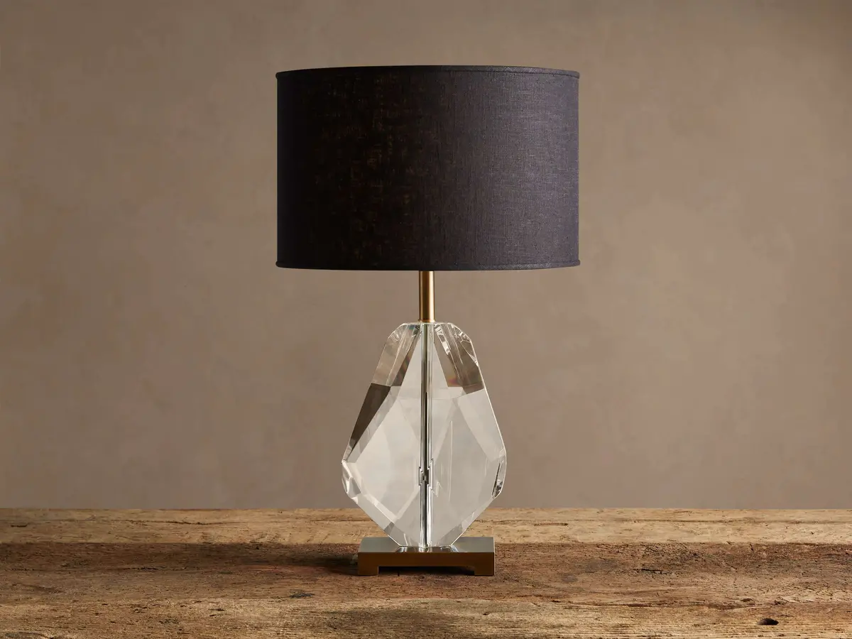 Lola Teardrop Table Lamp 1