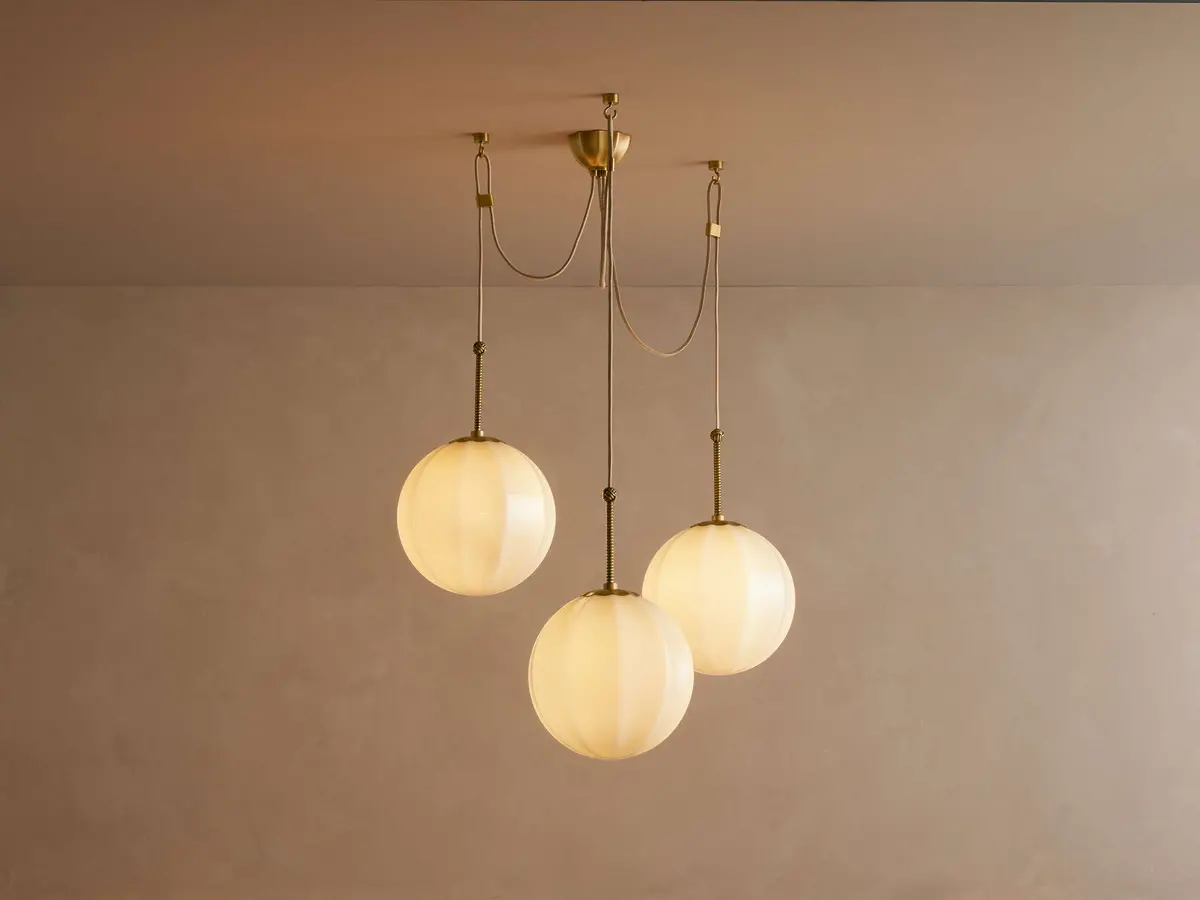 Agnes Chandelier 1