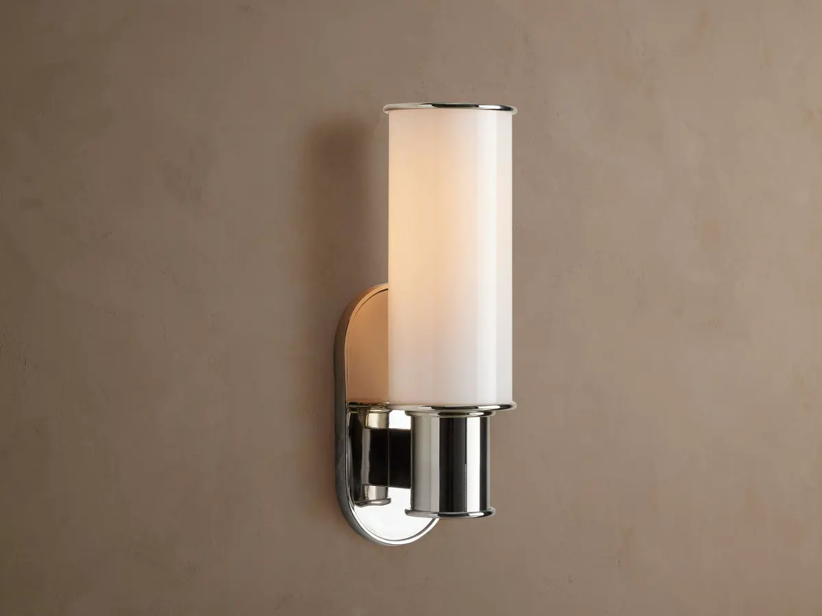 Harlin Sconce In Milk 1